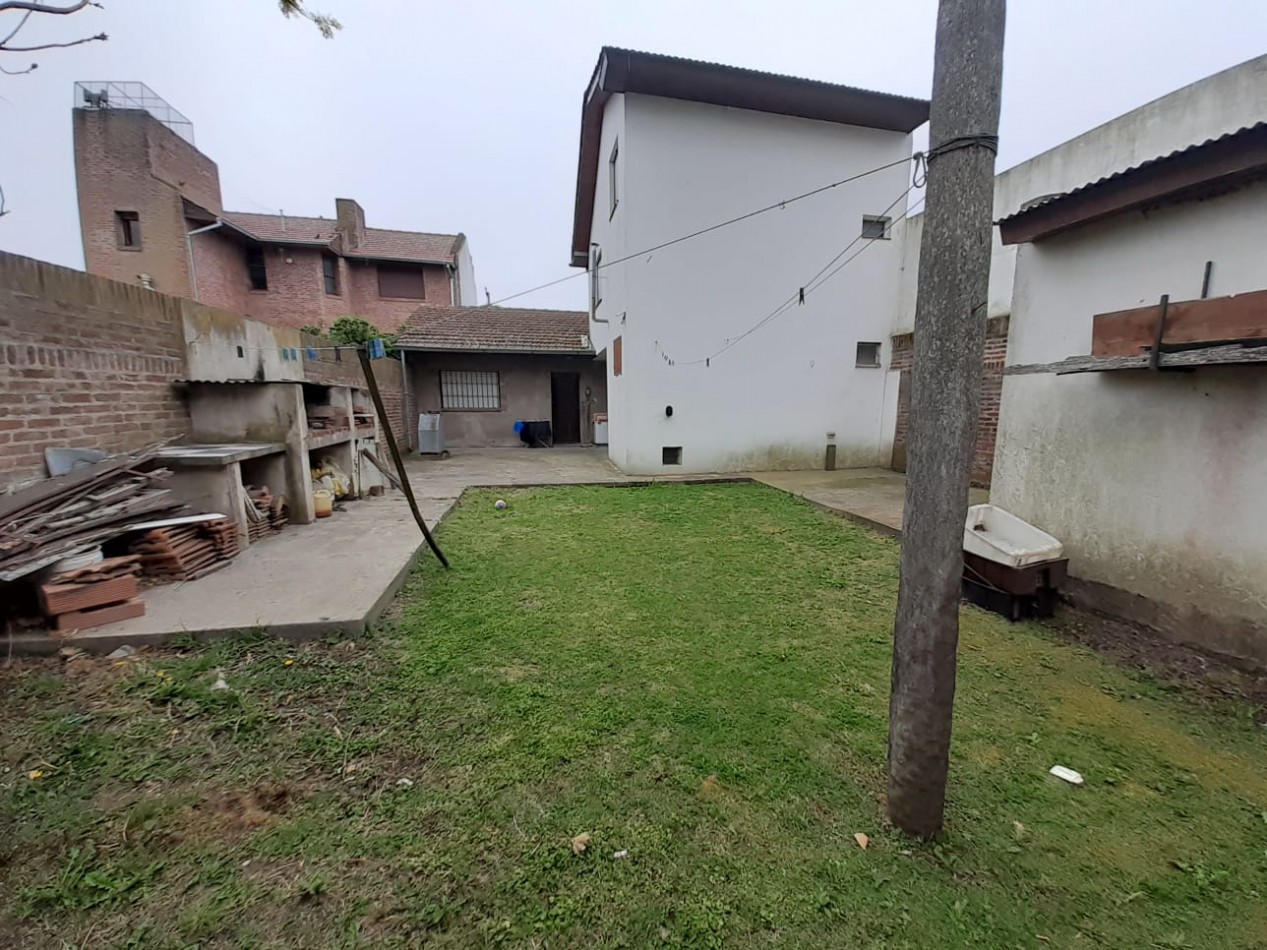 VENTA CASA 6 AMBIENTES -CAISAMAR -APTA 2 FAMILIAS-APTA CREDITO