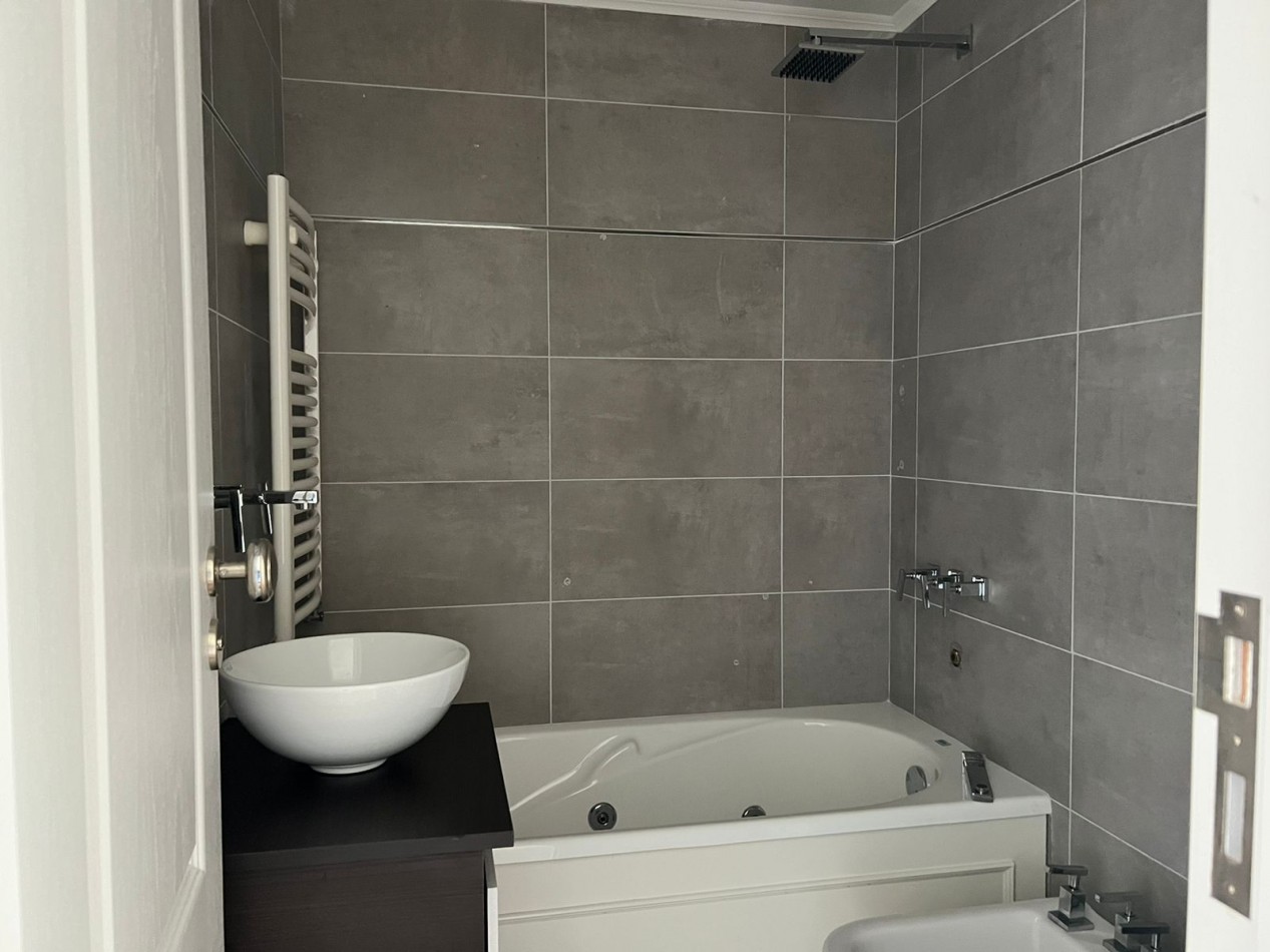 VENTA DEPARTAMENTO 2 AMBIENTES- BALCON Y VISTA AL MAR-  DAMAR 8 