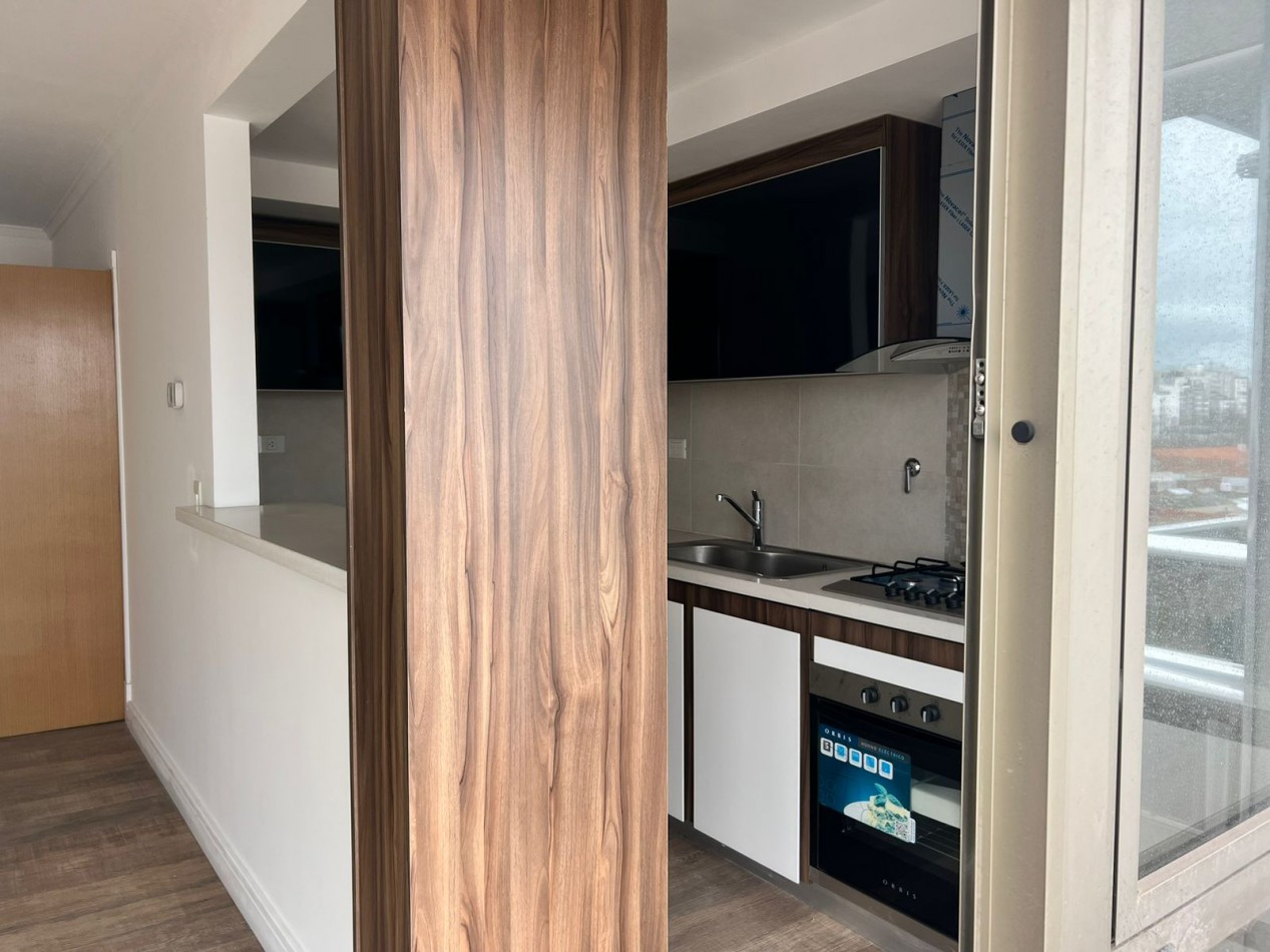 VENTA DEPARTAMENTO AL FRENTE EDIFICIO DAMAR X 