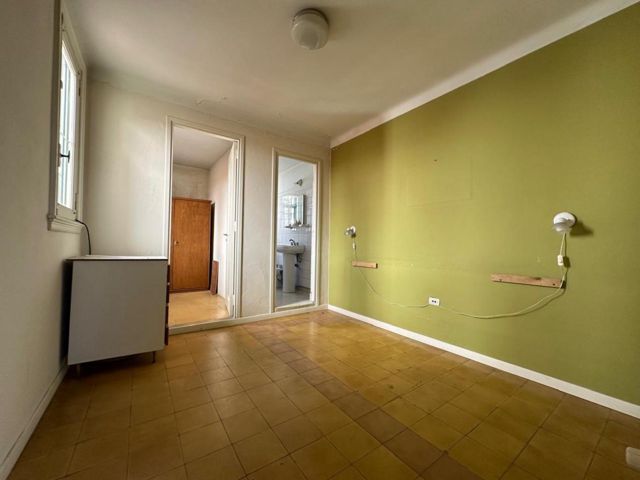 CASA 4 AMBIENTES GARAGE PARQUE APTO COMERCIAL ZONA ALDREY 