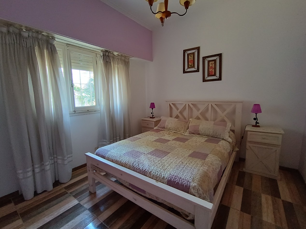 Venta casa 3 ambientes con dependencia y patio a tres cuadras del Mar Punta Mogotes