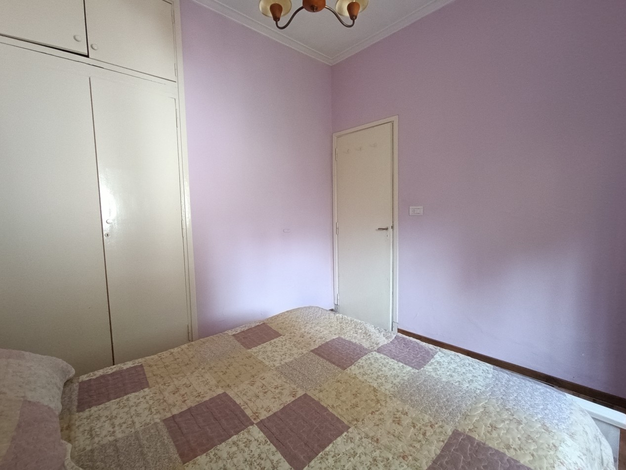 Venta casa 3 ambientes con dependencia y patio a tres cuadras del Mar Punta Mogotes