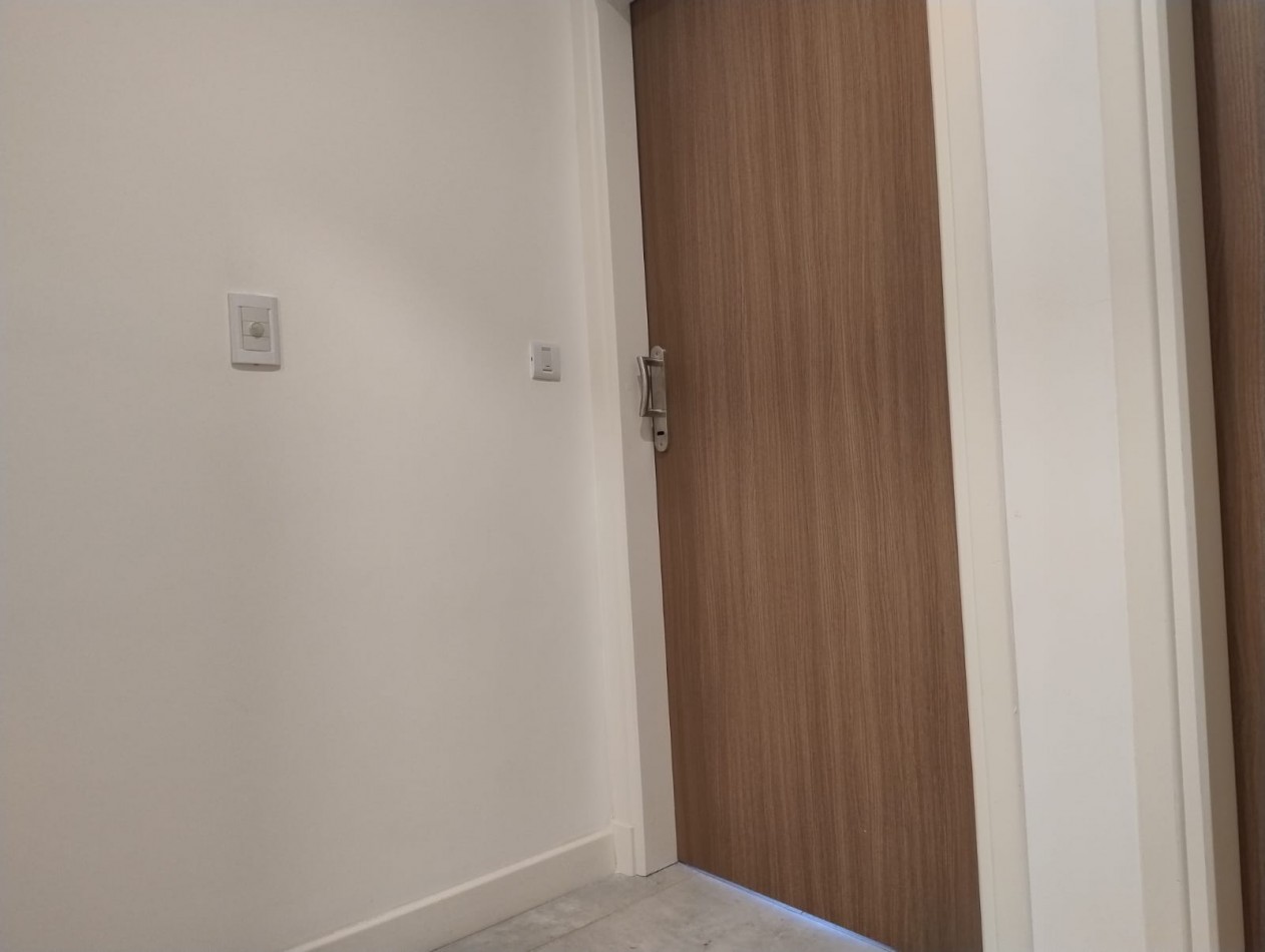 DEPARTAMENTO 2 AMB A ESTRENAR CON BALCON Y COCHERA 