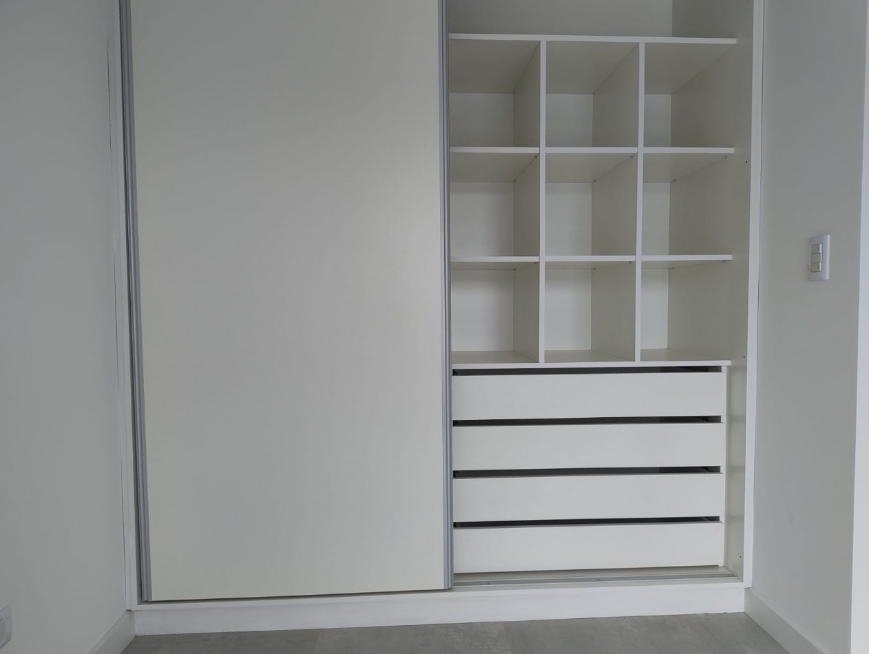 DEPARTAMENTO 2 AMB A ESTRENAR CON BALCON Y COCHERA 