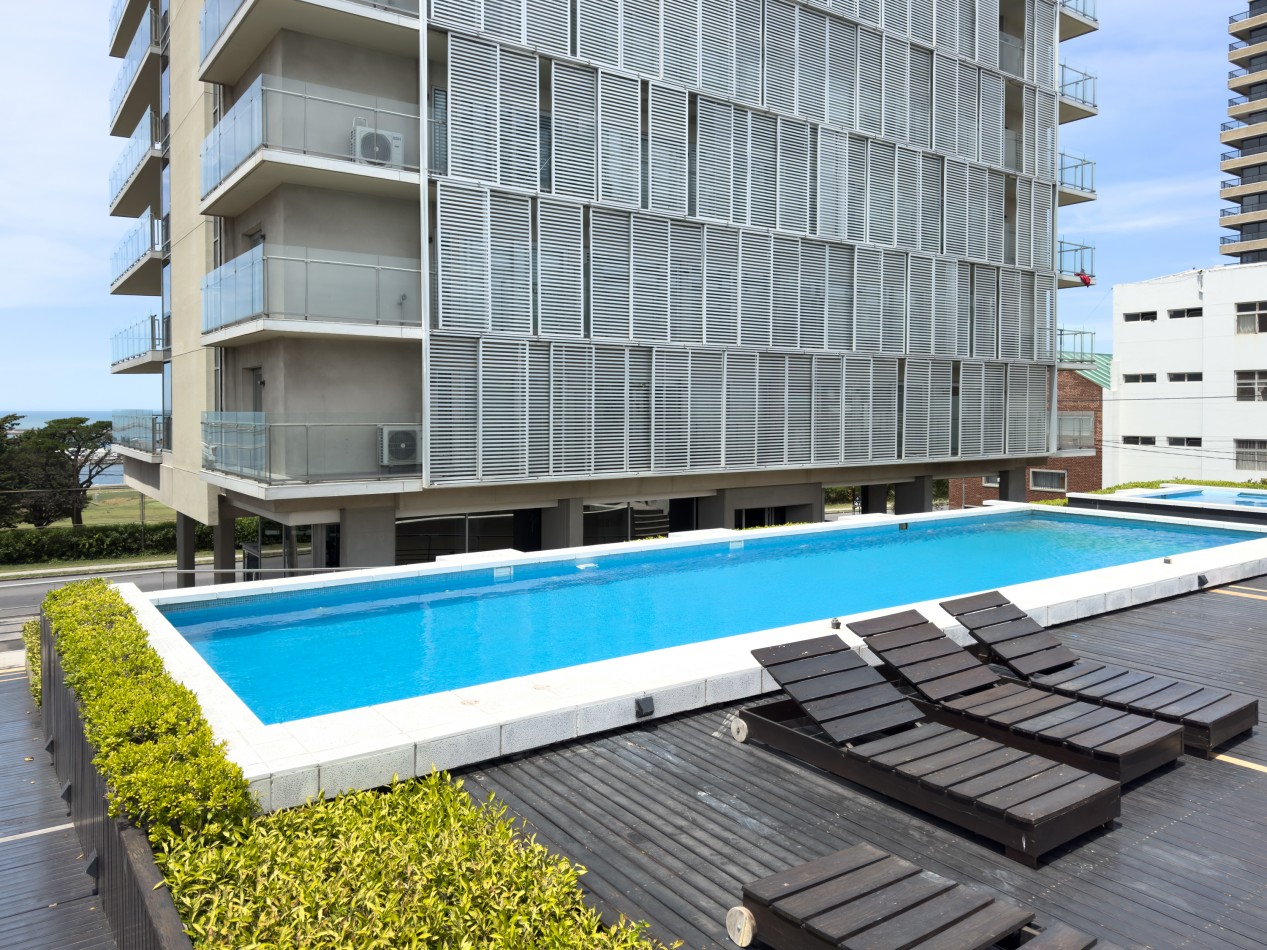 SEMI PISO - VISTA PLENA AL MAR - PLAYA GRANDE