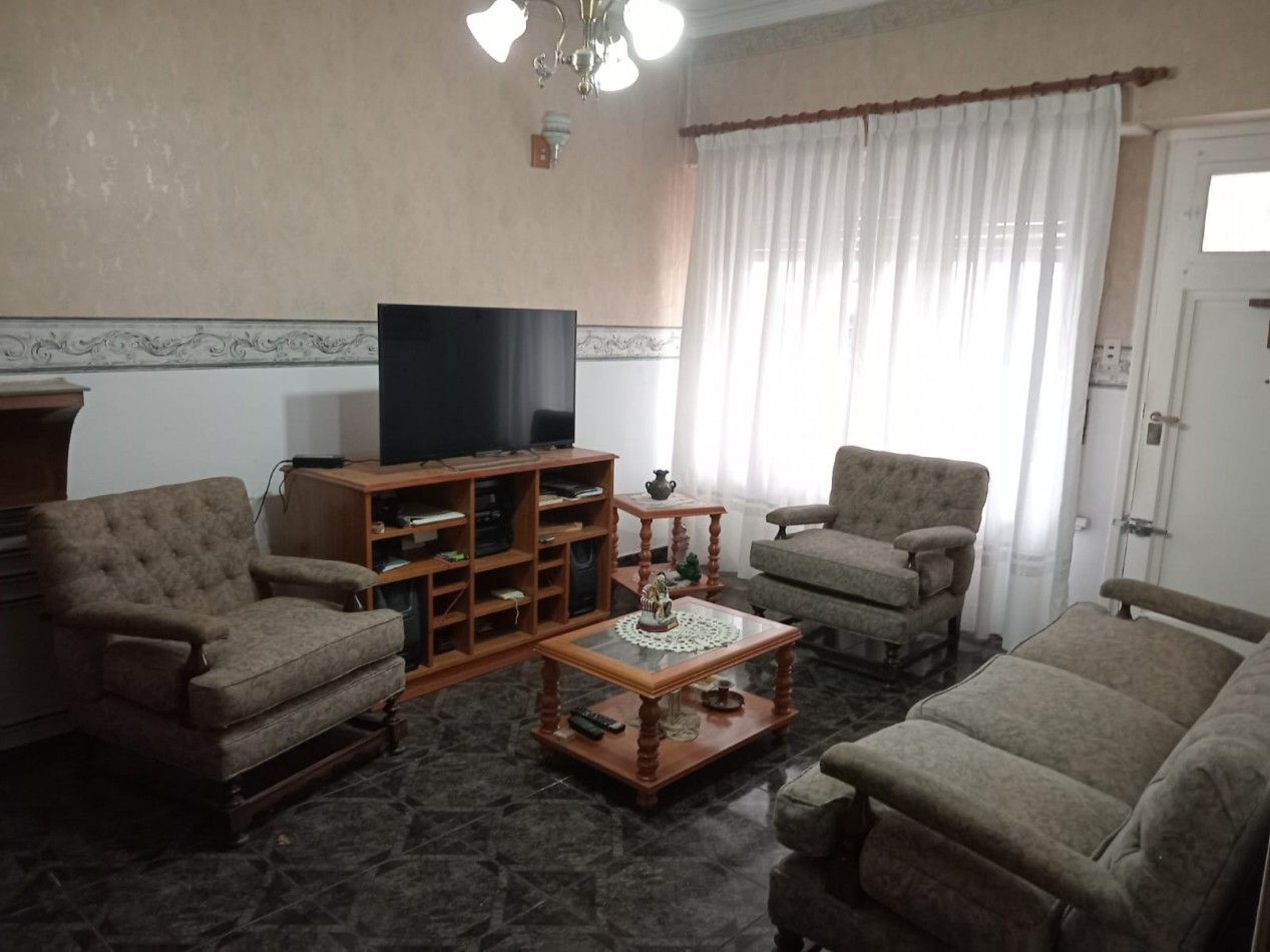 CASA 3 AMBIENTES CON DEPARTAMENTO Y QUINCHO