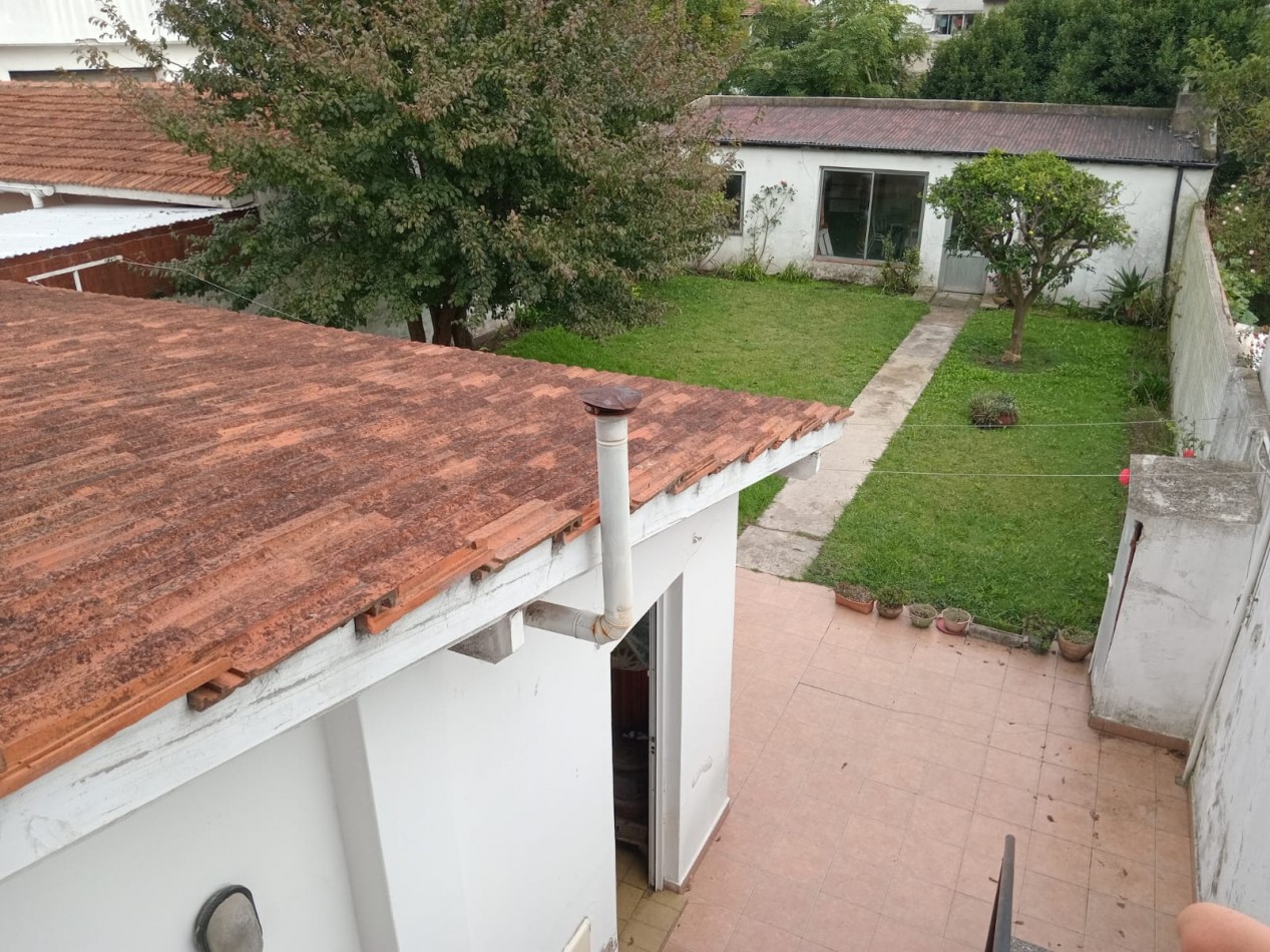 CASA 3 AMBIENTES CON DEPARTAMENTO Y QUINCHO