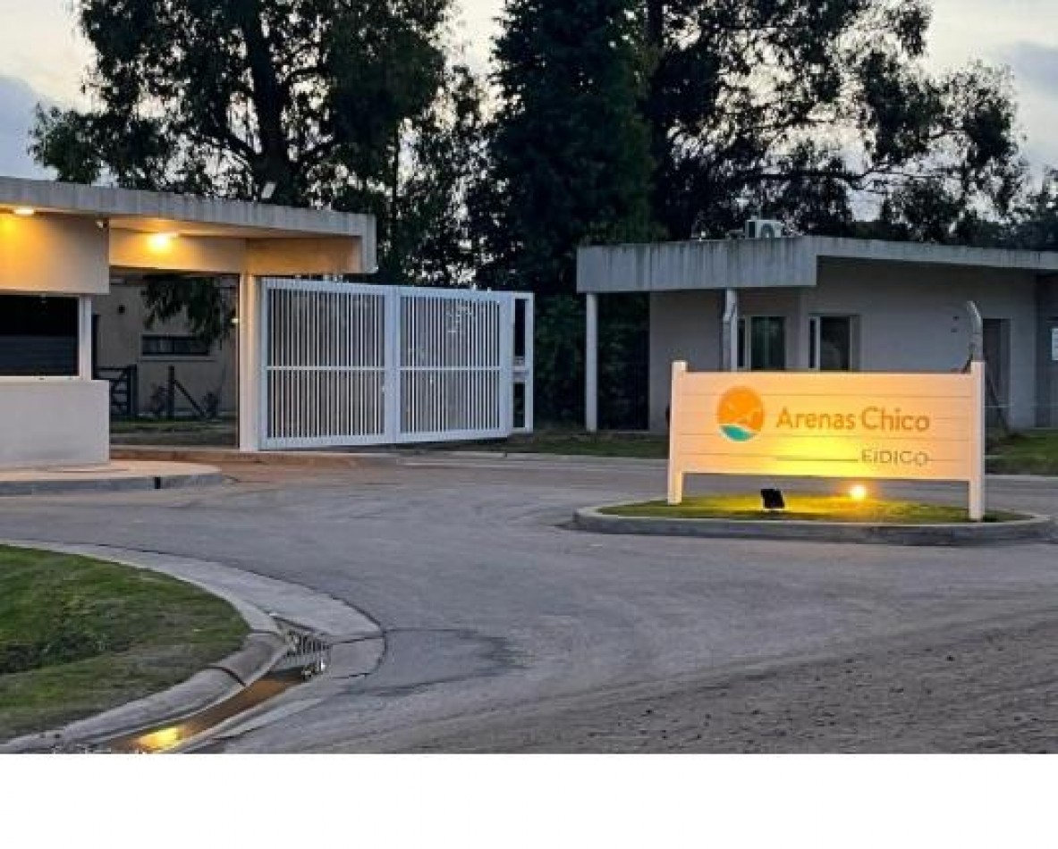 VENTA - CASA 4 AMBIENTES A ESTRENAR : BARRIO PRIVADO ARENAS CHICO .