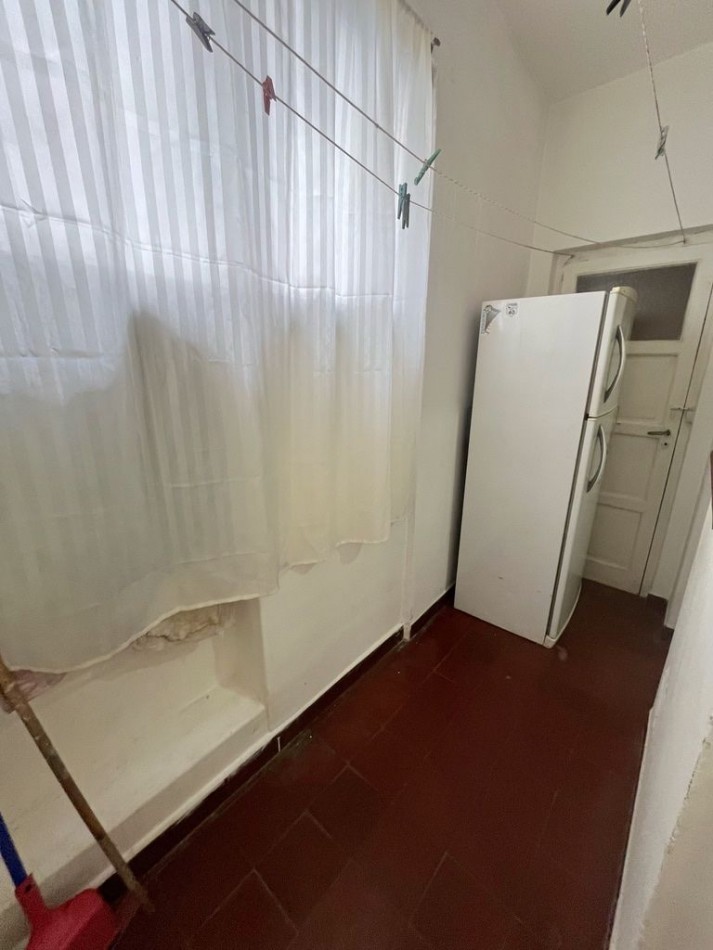 DEPARTAMENTO 3 AMBIENTES MAS DEPENDENCIA. ZONA PLAZA COLON