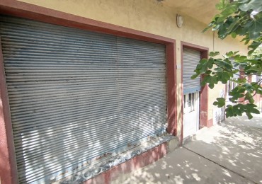 Venta en block local a reciclar + ph 2 y 3 ambientes